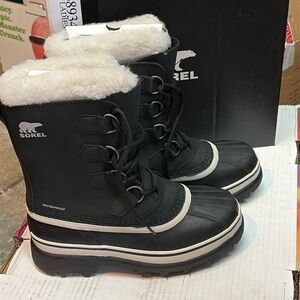 Sorel Women's Black Winter Boots